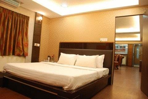 Hotel Metro Palace